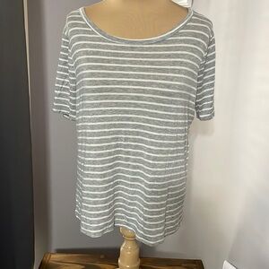 Andree by Unit • L Soft Gray & White Striped Top